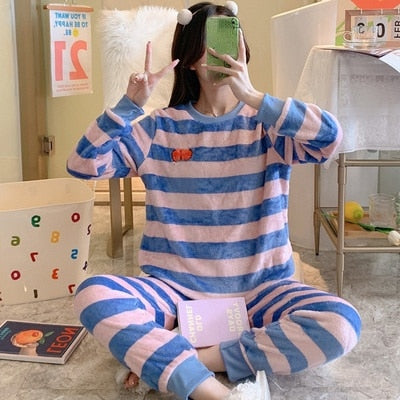 Autumn Winter Warm Flannel Women Pyjamas Sets Thick Coral Velvet Long Sleeve Cartoon Sleepwear Thin Flannel Pajamas Set