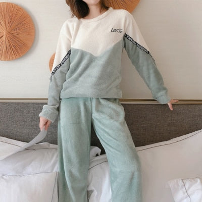 Autumn Winter Warm Flannel Women Pyjamas Sets Thick Coral Velvet Long Sleeve Cartoon Sleepwear Thin Flannel Pajamas Set